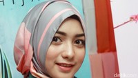 Citra terlihat cantik dengan hijabnya. Pool/Gus Mun/detikFoto.