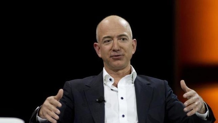 Jeff Bezos masuk terkaya dunia