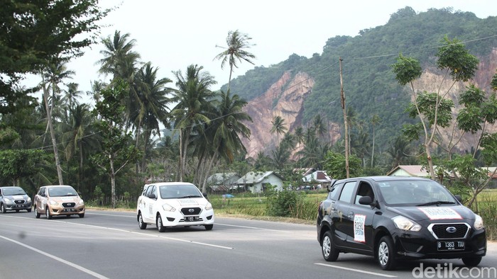 Etape 2 Dimulai, Risers Kunjungi Tempat Bersejarah