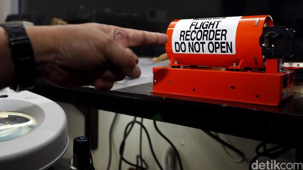 Flight Recorder