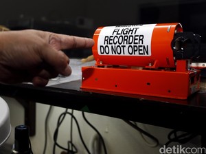Serba Serbi Kotak Hitam, Penyimpan Misteri Kecelakaan Pesawat