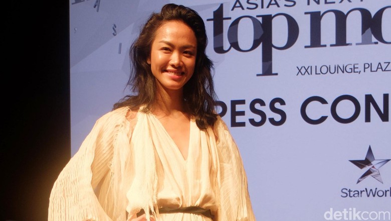Kelly Tandiono Dikabarkan akan Menikah Hari Ini di Italia Kelly Tandiono Dikabarkan akan Menikah Hari Ini di Italia
