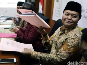 Hidayat Nur Wahid: Satpol PP Kelewat Zalim Merazia Ibu Warteg di Banten!