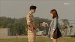 Potret Kemesraan Song Joong Ki dan Song Hye Kyo di DOTS