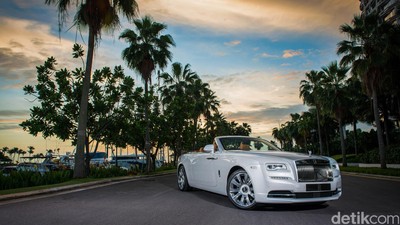 Rolls-Royce Dawn Pertama Kali Diluncurkan di ASEAN