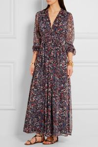 Maxi Dress Bermotif untuk Bergaya Bohemian