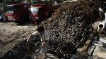 Sampah Bungkus Kabel Digaris Polisi