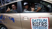 Rombongan Datsun Risers Expedition menjalani etape pertama dari Ring Road Hotel Banda Aceh menuju Pantai Lampuuk, Rabu (2/3/2016).