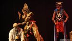 Teater Koma Pentaskan Semar Gugat