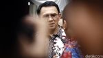 Ahok Hadiri Penandatanganan Perjanjian Kredit Massal PKL