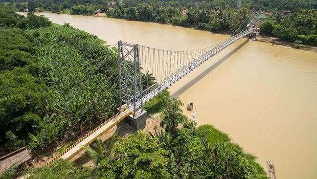 Begini Cantiknya Jembatan Gantung Baru Di Indonesia 