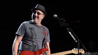 Pete Townshend yang kini berusia 70 tahun masih terlihat prima. Theo Wargo/Getty Images/detikFoto.