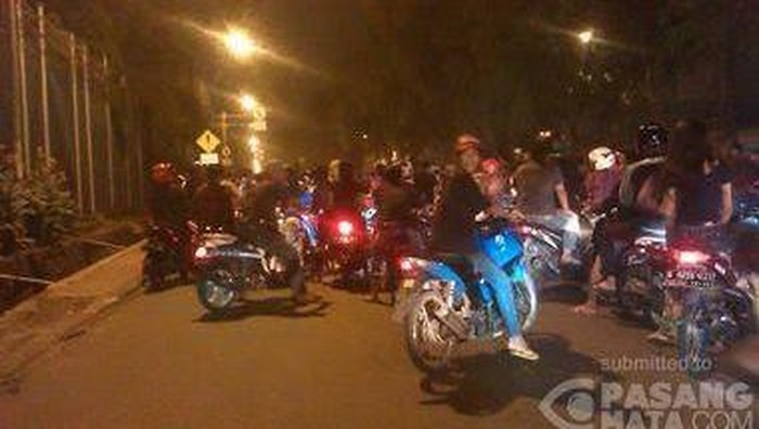 Ada Balap Liar di Depan LP Cipinang, Lalin Arah Jatinegara Macet