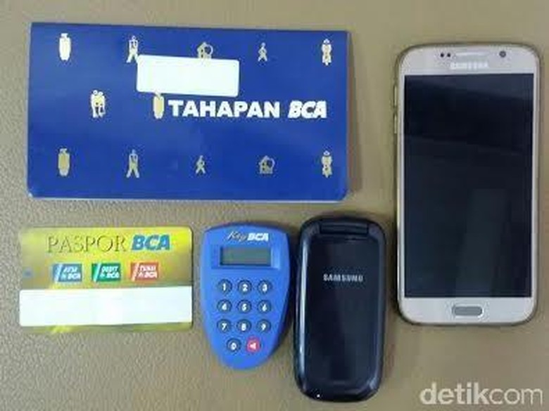 Agen Judi Bola Online Beromzet Miliaran di Kelapa Gading Dibekuk Polisi Agen Judi Bola Online Beromzet Miliaran di Kelapa Gading Dibekuk Polisi