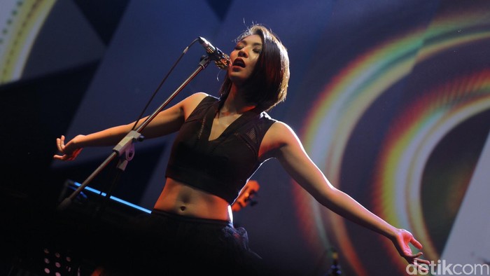 Kolaborasi Yance Manusama, Dias dan Otti Jamalus Buka Java Jazz 2016 Hari Kedua