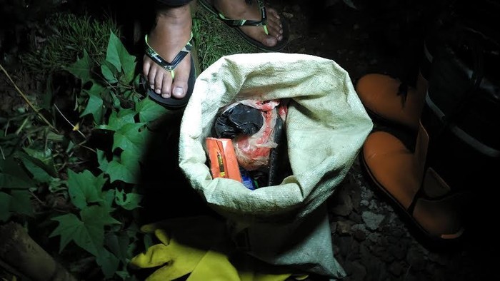 Tim Gabungan Kembali Temukan Bungkus Kabel Saat Telusuri Gorong-gorong