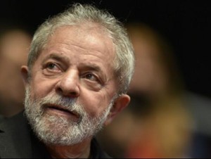 Diduga Korupsi, Eks Presiden Brasil Lula da Silva Ditahan