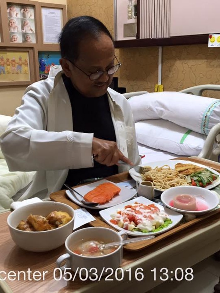 Kondisi BJ Habibie Terus Membaik