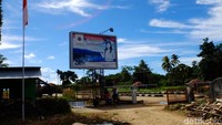 Perbatasan ini Berjarak sekitar 65 Kilometer dari arah Timur Kota Jayapura.