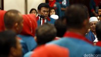 Dalam acara ini turut hadir, perwakilan dari Kementerian Hukum dan HAM, perwakilan Kementerian Dalam Negeri, perwakilan Partai Perindo, dan Hanura, serta para ulama dan habib.