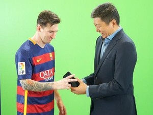 Misi Advan di Balik Kontrak Jutaan Euro dengan Barcelona