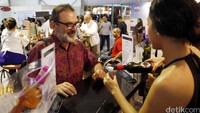 Selain disajikan dalam gala dinner Java Jazz, Sababay juga menjadi suguhan bagi musisi2 internasional selama perhelatan JJF 2016.