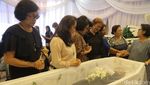 Kesedihan di Rumah Duka Ireng Maulana