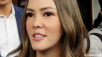 Kakak Julie Estelle tersebut memang tak mau berpisah.