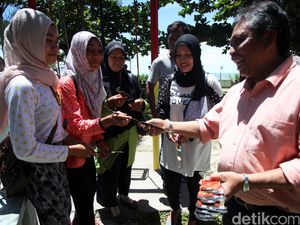 Gubernur Bangka Belitung Bagi-bagi Kacamata dan Imbau Salat Gerhana