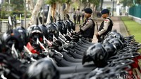 Pengamanan pun diperketat.