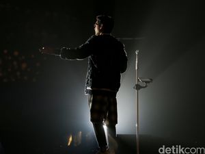 Lirik dan Chord Lagu Love Again dari Afgan