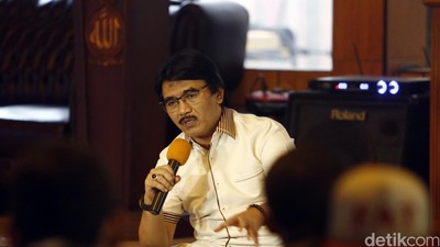 Adhyaksa Dault Siap Bertarung dalam Pilkada DKI