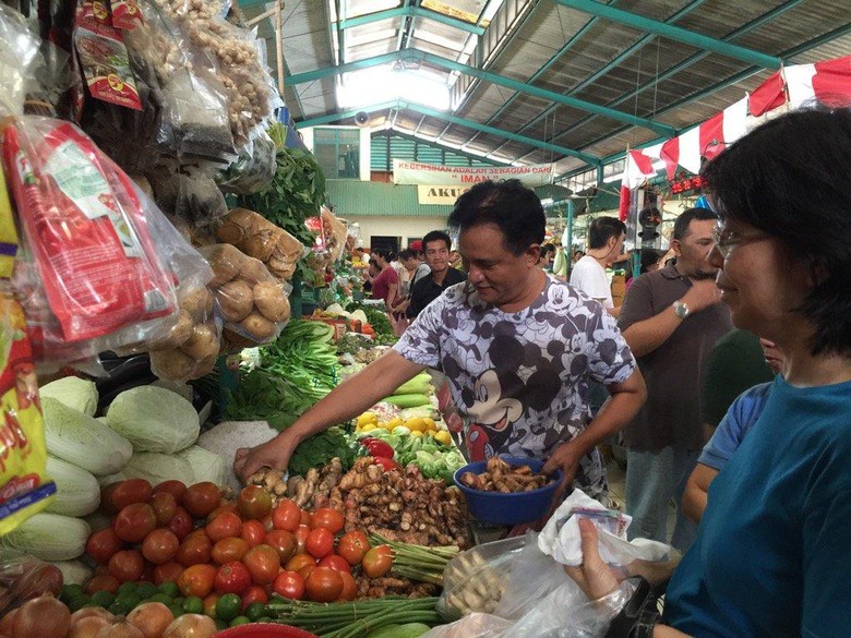 Penantang Ahok Yusril Ke Pasar Sandiaga Naik Go Jek Dhani Kasidah Cinta