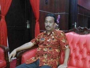 Wali Kota Blitar Gugat UU Pengambilalihan Pengelolaan SMA/SMK