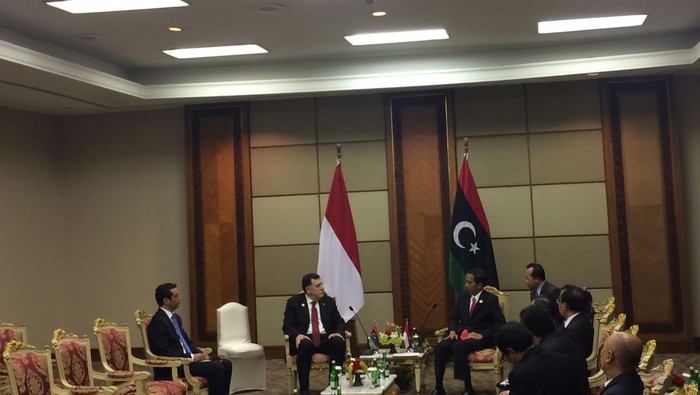 Jokowi Hadiri 7 Pertemuan Bilateral di Sela-sela KTT LB OKI