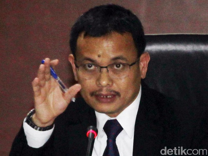 Guntur Hamzah merupakan Sekjen Mahkamah Konstitusi.