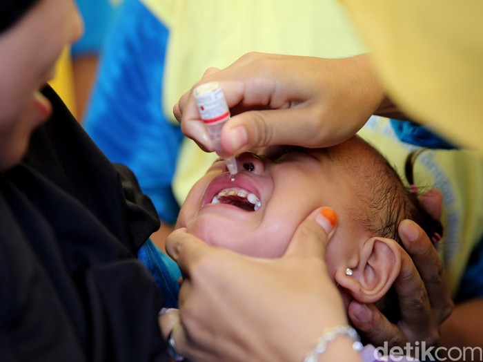 Gambar Anak Diare  Anak  Batuk Pilek dan Sedikit Demam Masih Boleh Divaksin 