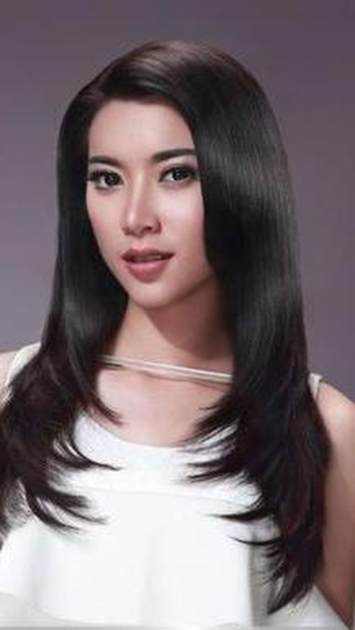 Ayolni poyezd vestibyulida sikishdi