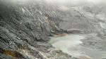Pesona Tangkuban Perahu yang Tak Ada Matinya