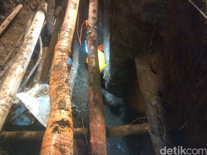 Polisi Temukan Dinding Drainase yang Diduga Dibobol Pelaku Pencurian Kabel
