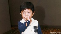 Gaya kece Ganesa. Pool/Gus Mun/detikFoto.