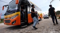 Laskar Gerhana adalah para pemenang berbagai kontes blogdetik, video di Facebook, foto di Instagram, serta hidden quiz di artikel detikNews. Ada 50 pemenang kontes Laskar Gerhana yang sebagian diberangkatkan secara gratis ke Belitung dan Ternate.