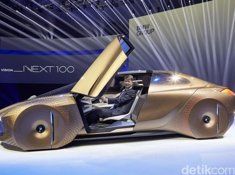 Mobil 100 Tahun BMW