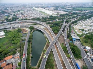 Jalan Tol Akses Tanjung Priok Terhubung dengan Kereta Pelabuhan