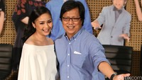 Gita bersama sang ayah, Erwin Gutawa. Pool/Palevi S/detikFoto.