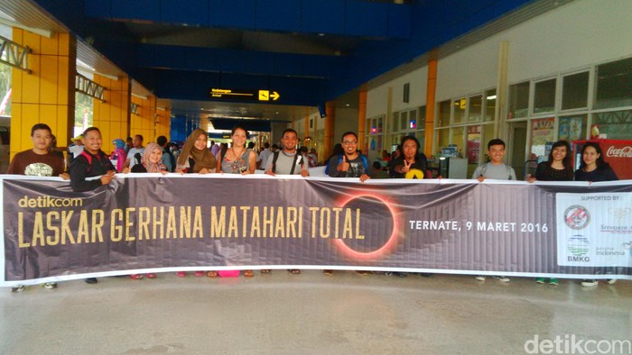 Penuh Semangat dan Antusias, Laskar Gerhana Matahari Tiba di Ternate