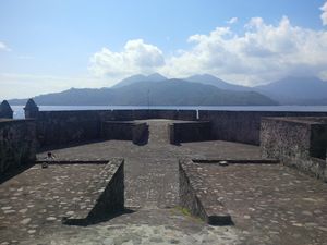Kalamata, Benteng Unik Ternate yang Berbentuk Seperti Burung