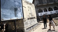 Sebelum menikmati GMT, mereka diajak mengunjungi wisata sejarah yang ada di Ternate.