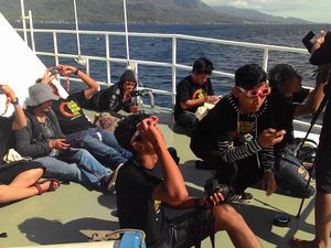 Ketika Laskar Gerhana Menikmati Pagi di Kapal Bakamla