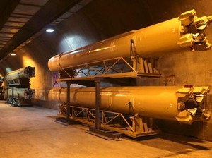 Dijatuhi Sanksi AS, Iran Luncurkan Rudal dalam Latihan Militer